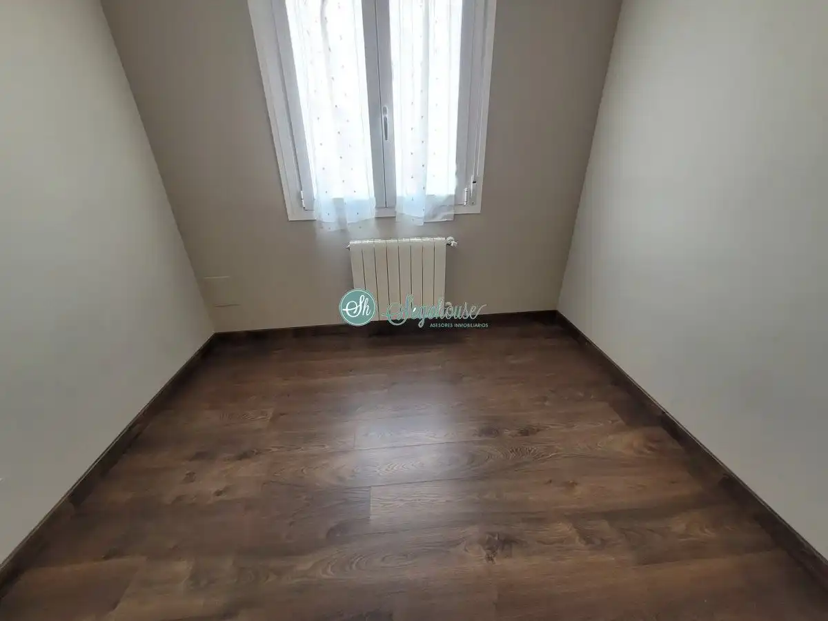Piso de 100 m² en Segovia