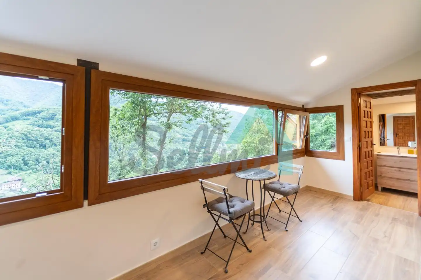 Piso de 100 m² en Mieres