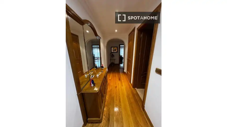 Habitación 104 m², Pontevedra