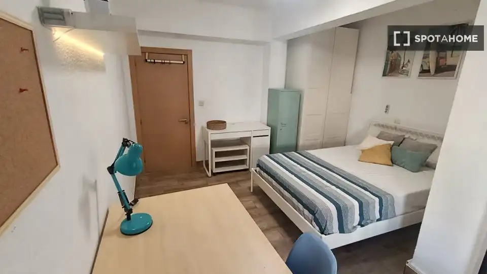 Habitación 78 m², Almería