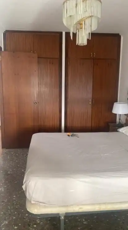 Habitación 135 m², Almería