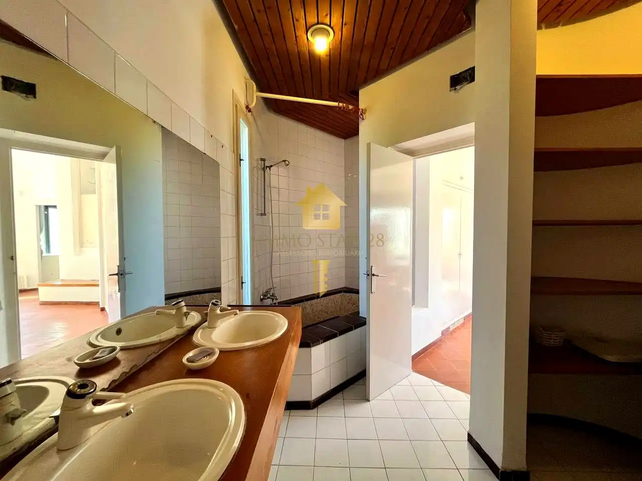 Piso de 332 m² en Castelló d'Empúries