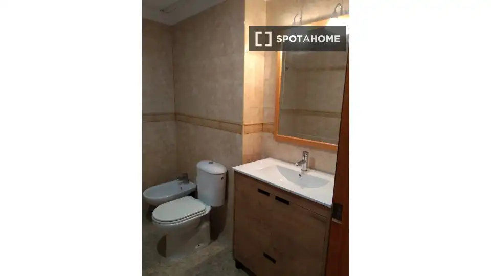 Habitación 81 m², Jaén