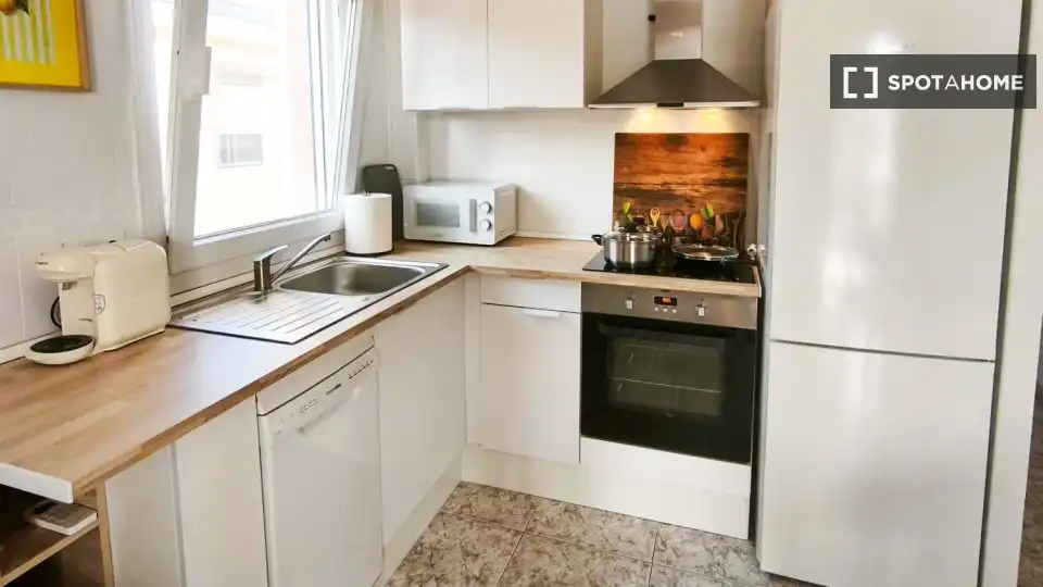 Habitación 81 m², Santa Pola