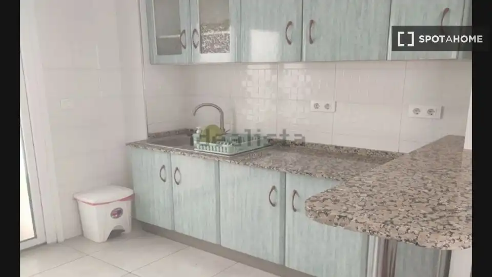 Habitación 86 m², Almería