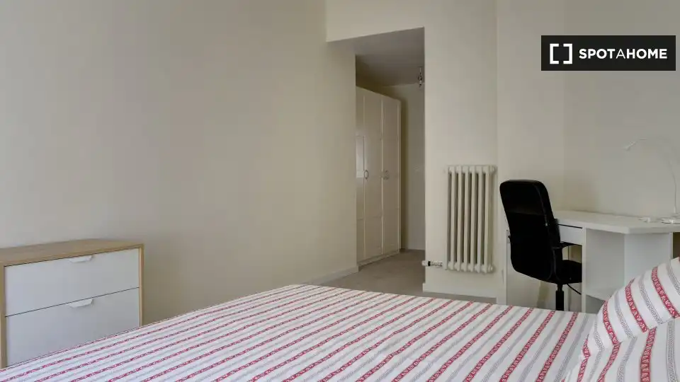 Habitación 104 m², Zaragoza