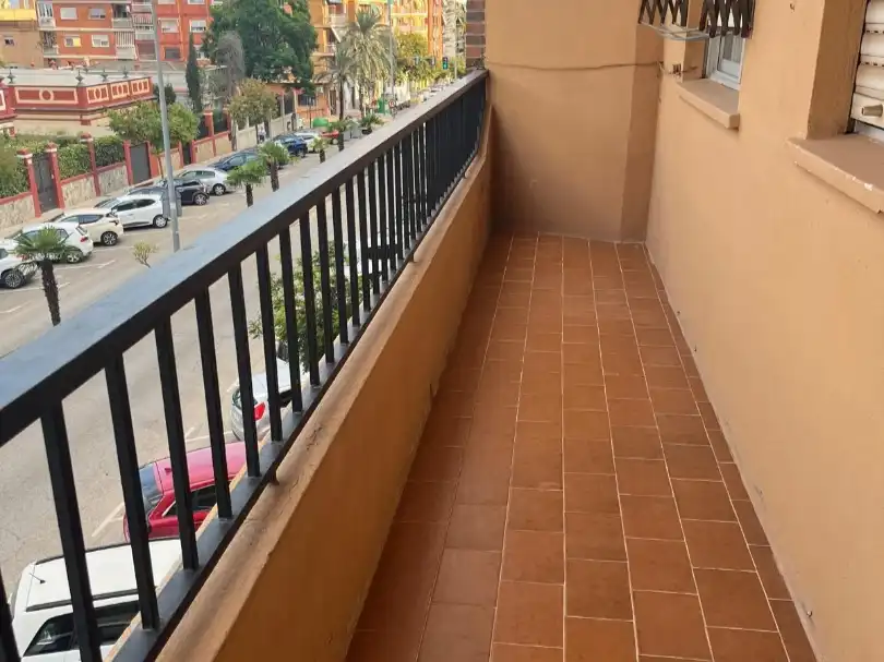 Piso de 107 m² en Burjasot