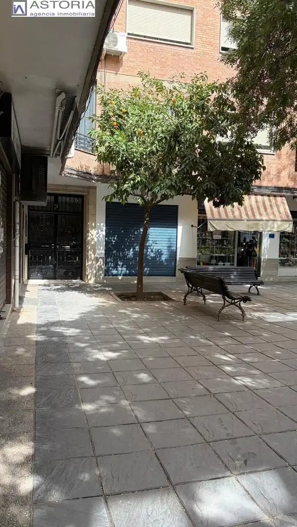 Piso de 100 m² en Granada