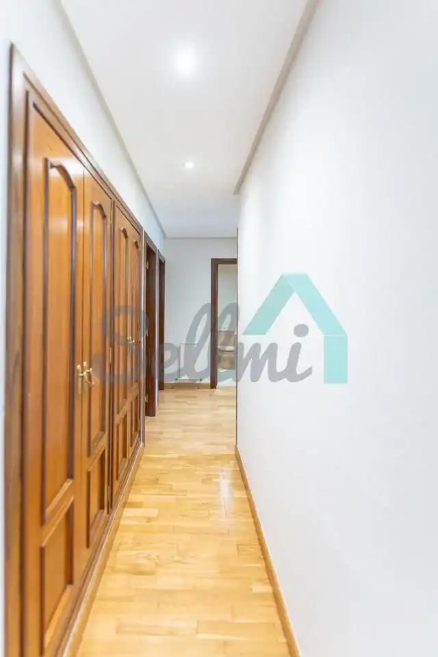 Piso de 132 m² en Oviedo