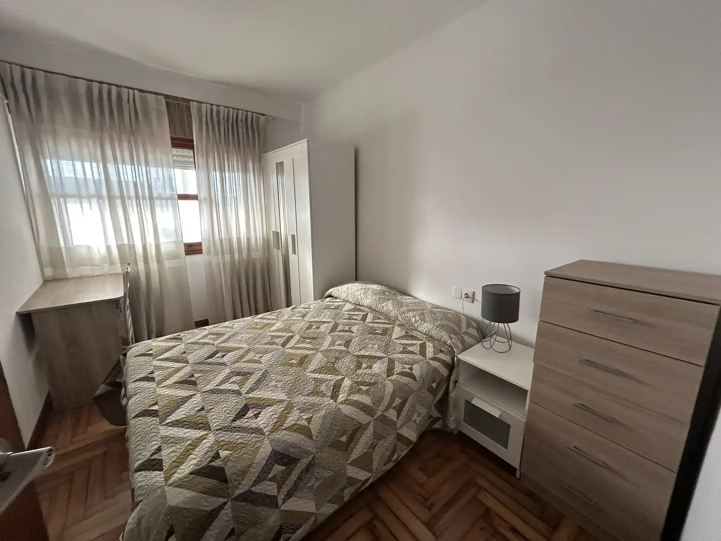 Habitación 120 m², Vigo