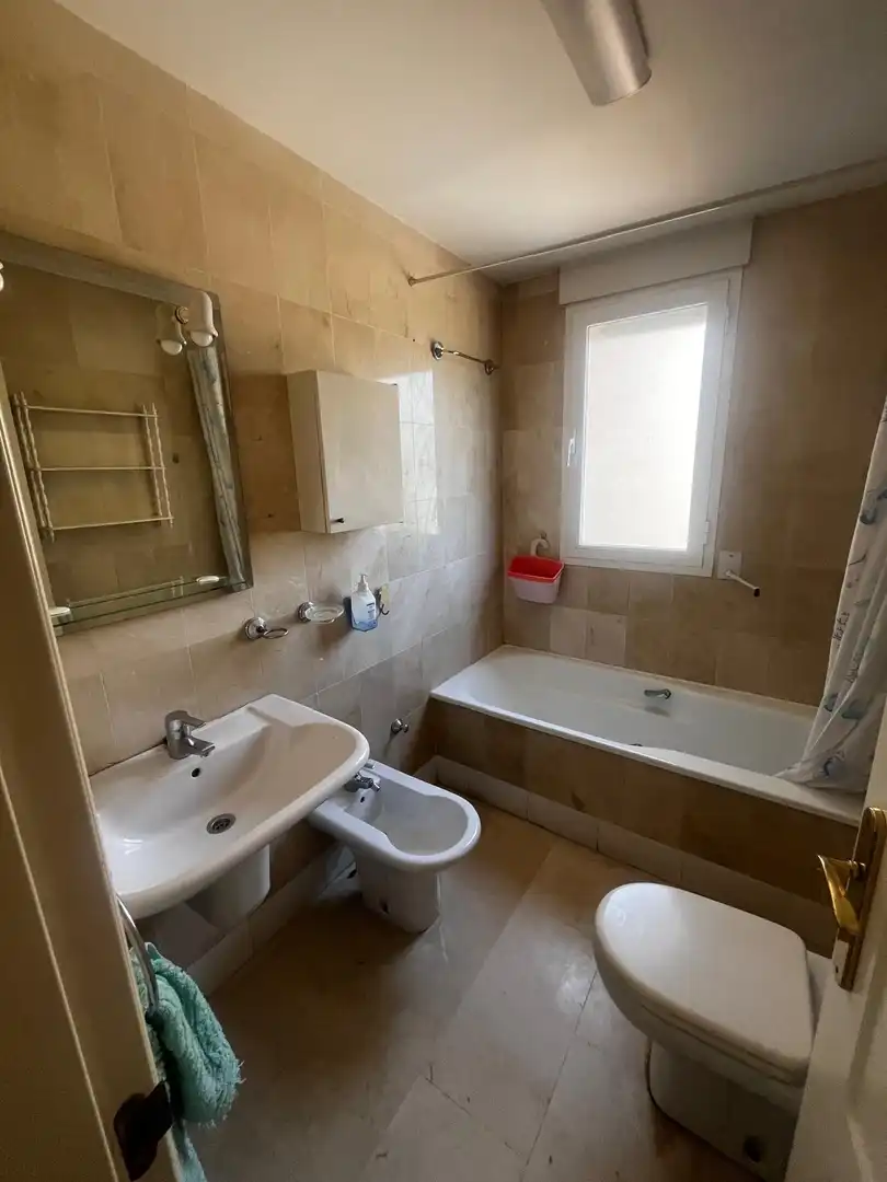 Piso de 82 m² en Granada