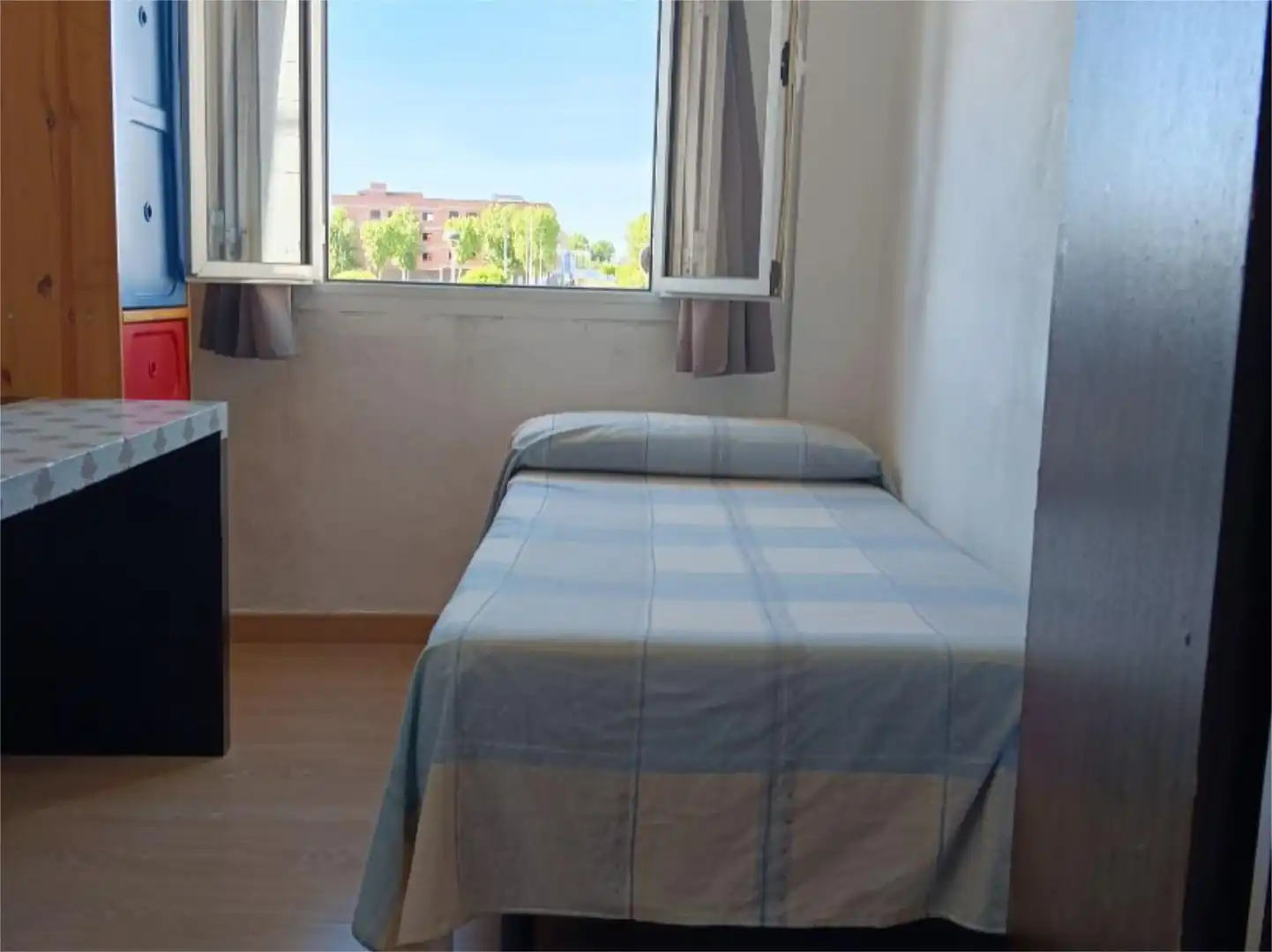 Habitación 70 m², Dos Hermanas