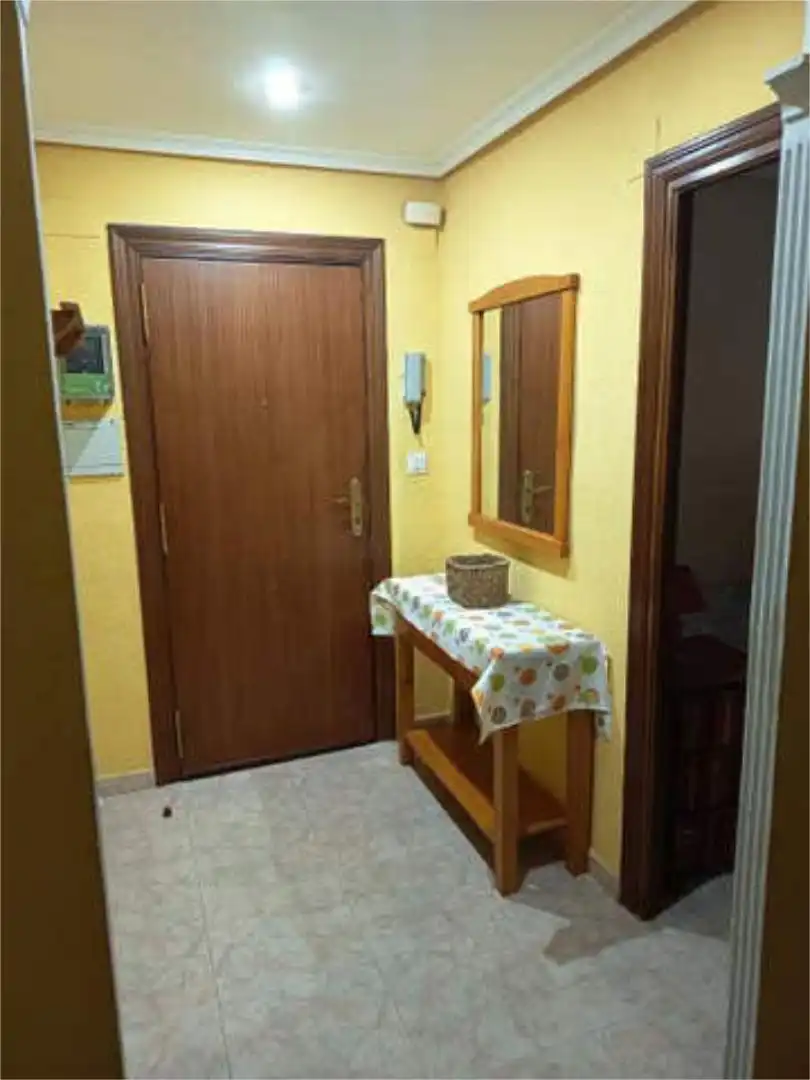 Piso de 80 m² en Cáceres