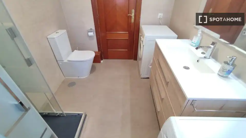 Habitació de lloguer, Madrid