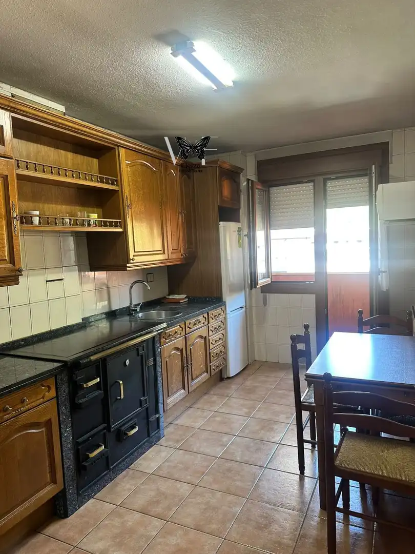 Piso de 140 m² en Salas
