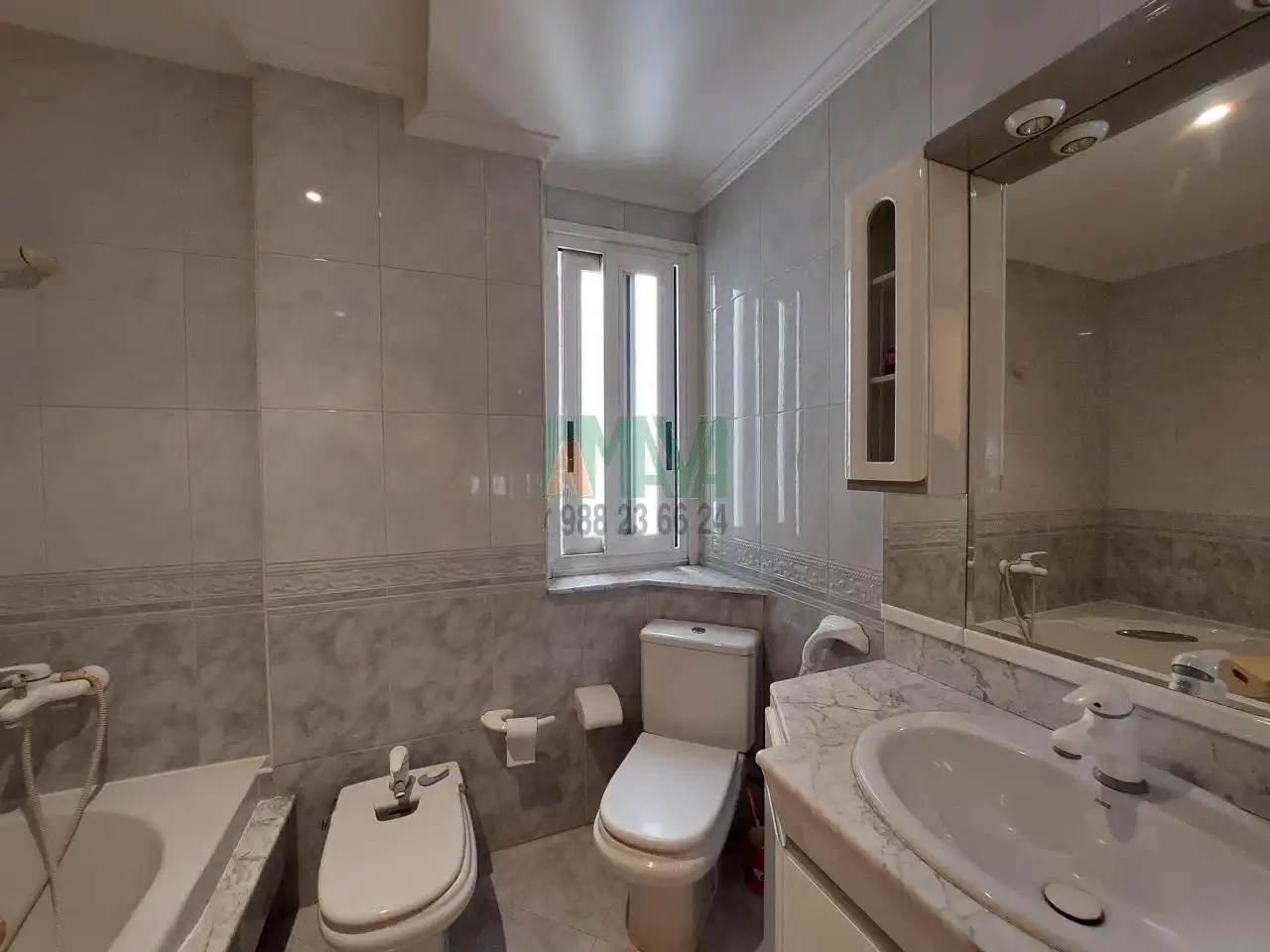 Piso de 110 m² en Ourense