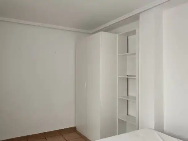 Habitació de lloguer, Burjassot