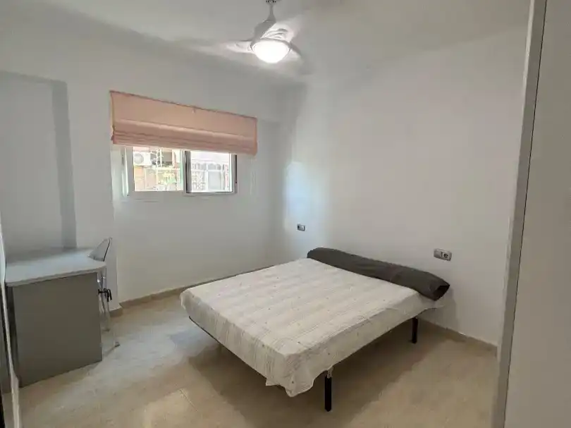 Piso de 100 m² en Almería