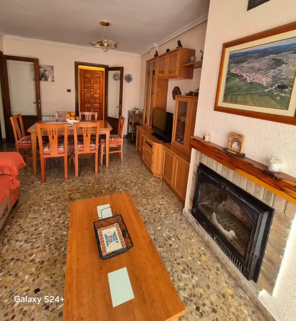 Piso de 70 m² en Camarena de la Sierra