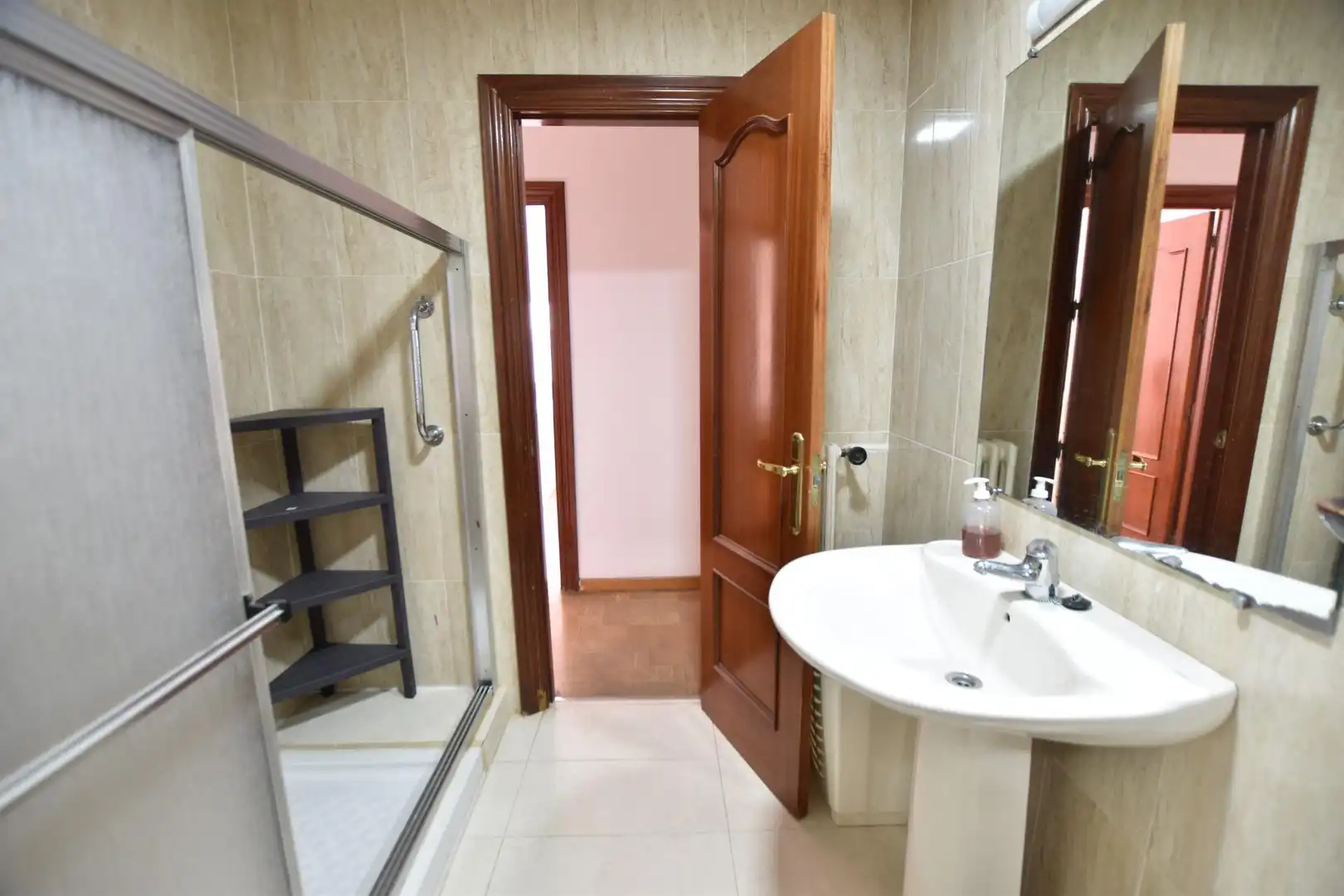 Habitación 103 m², Granada