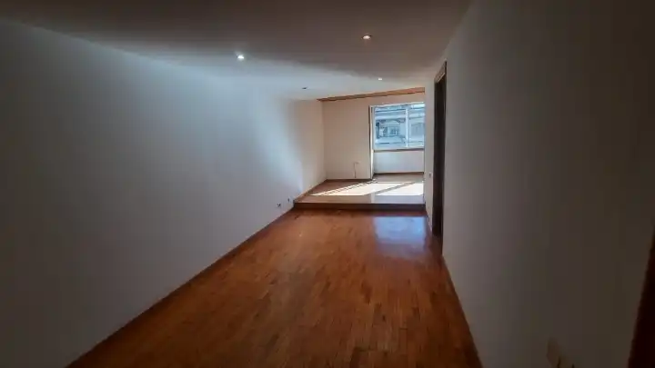 Piso de 75 m² en Vigo