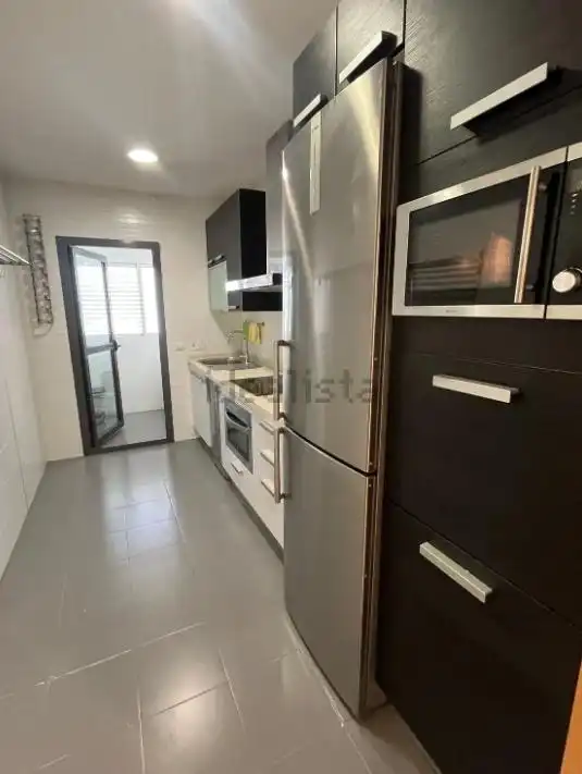 Piso de 90 m² en Almería