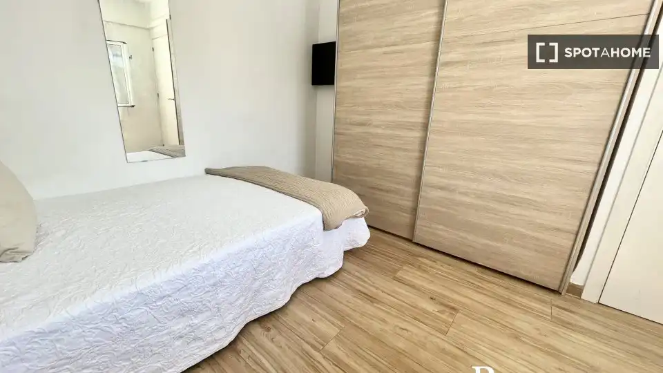 Habitación 81 m², Sevilla