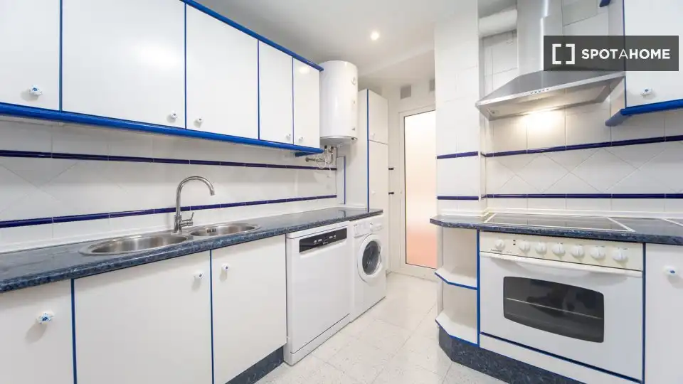 Habitación 92 m², Granada