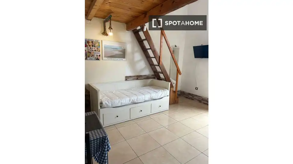 Habitación 83 m², Puerto del Rosario