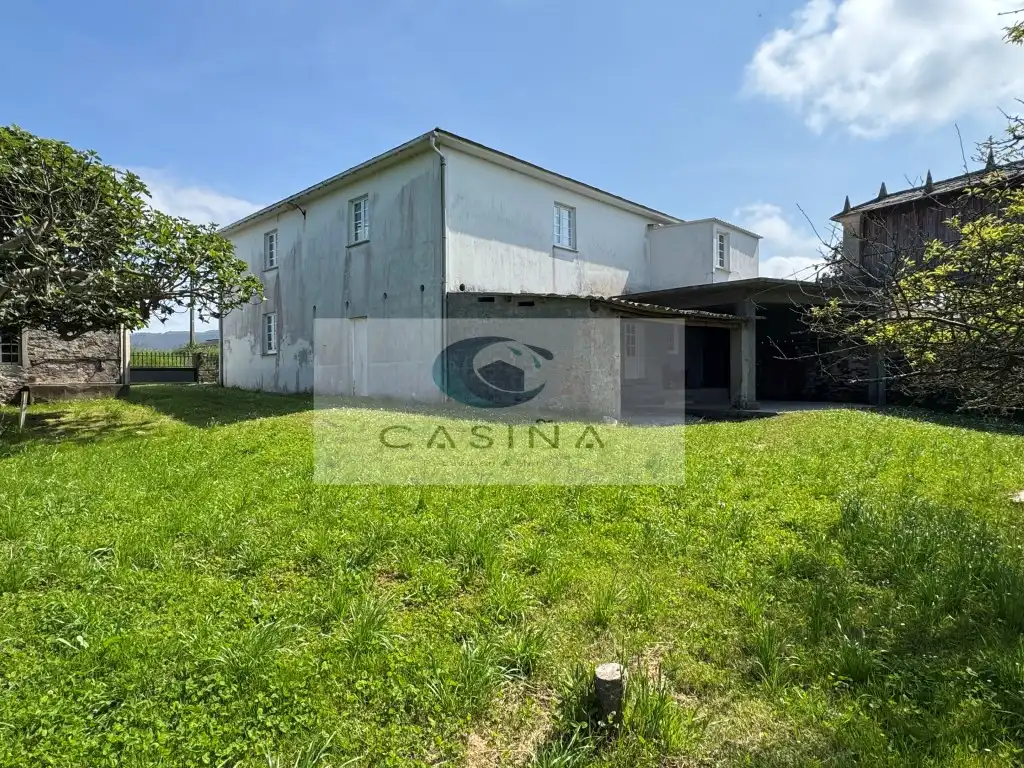 Piso de 250 m² en Barreiros