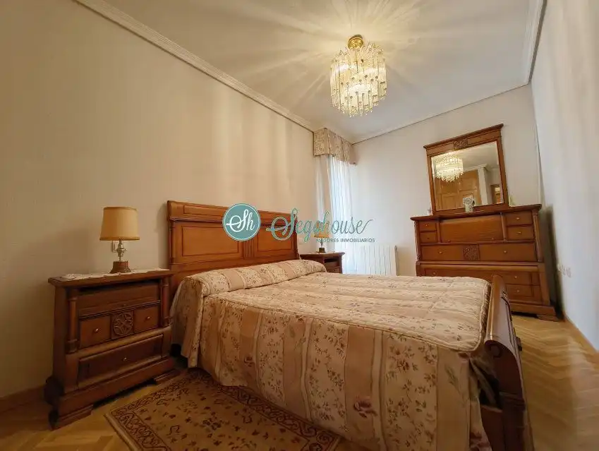 Piso de 85 m² en Segovia