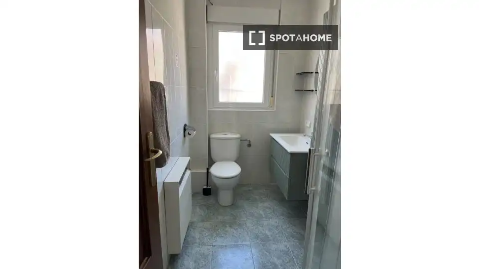 Quarto para alugar, Pamplona / Iruña