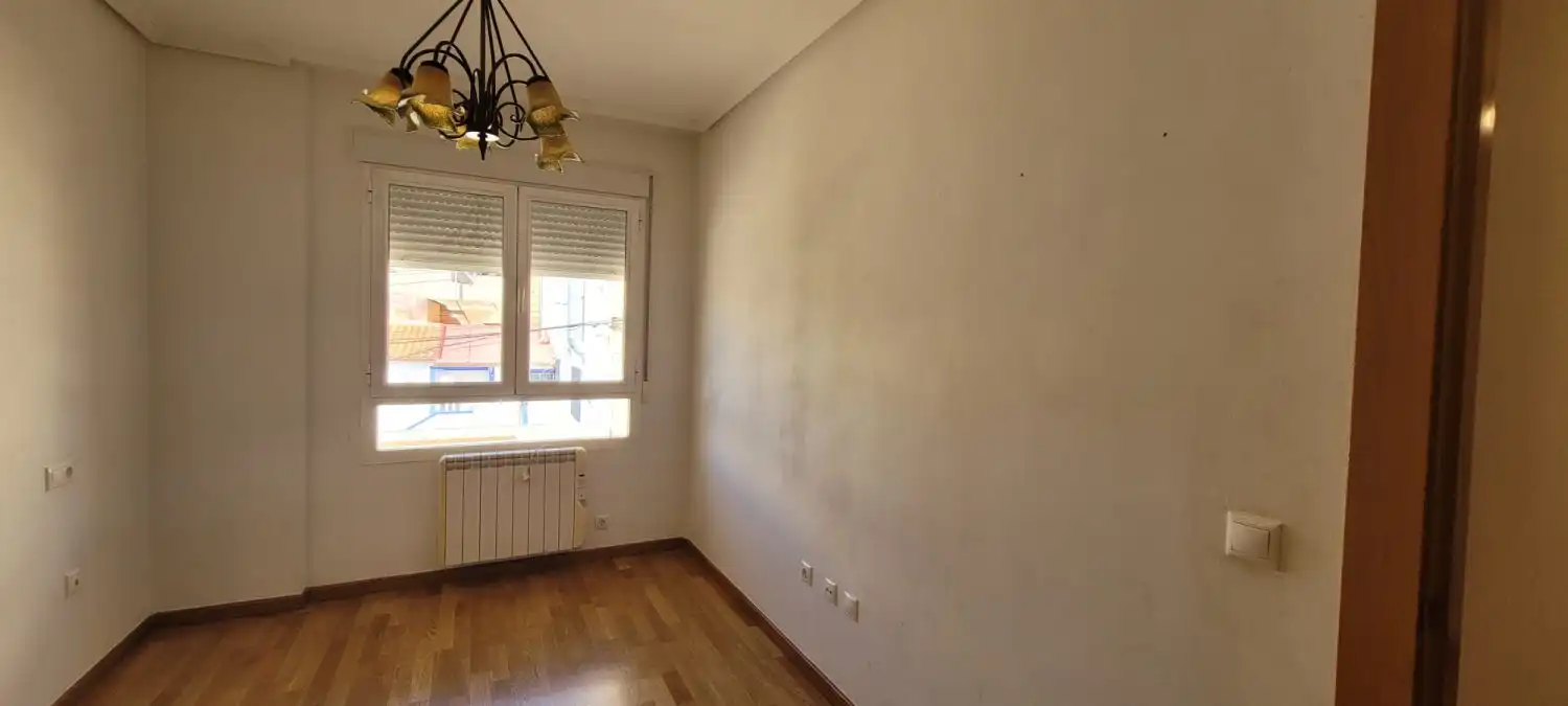 Pis de 100 m² a Balazote