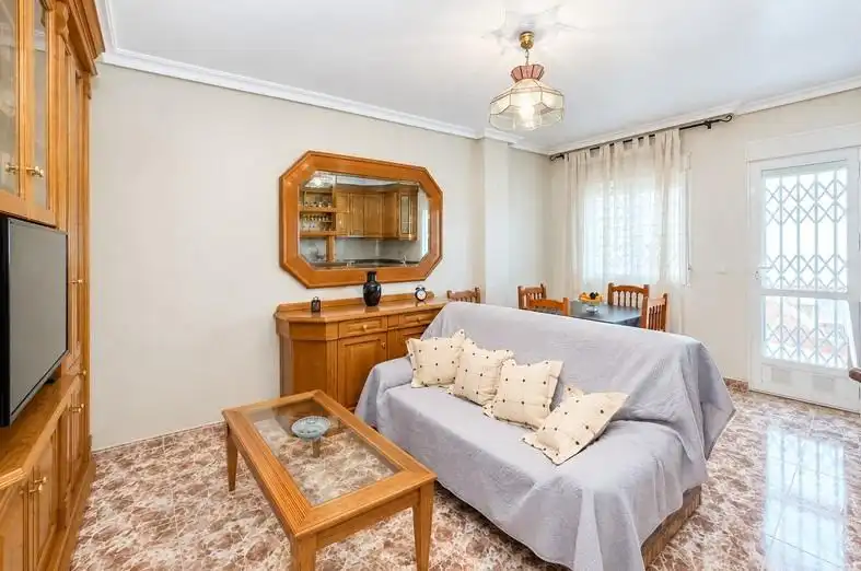 Piso de 100 m² en Orihuela