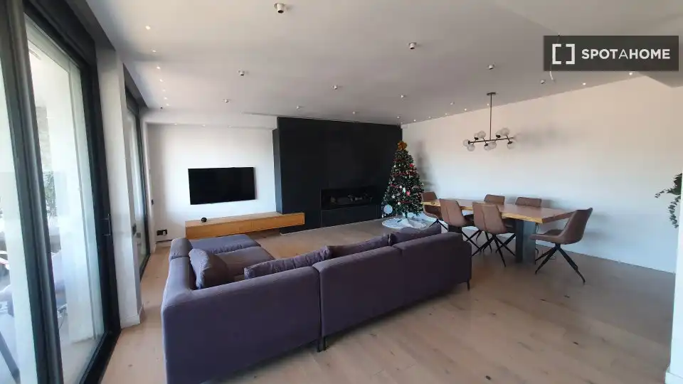 Квартира 200 м² у Барселоні