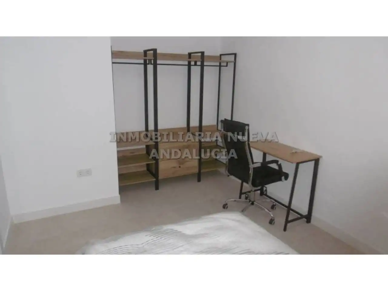 Piso de 90 m² en Almería