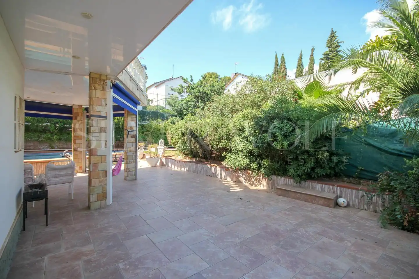 Будинок 434 м² у Castelldefels