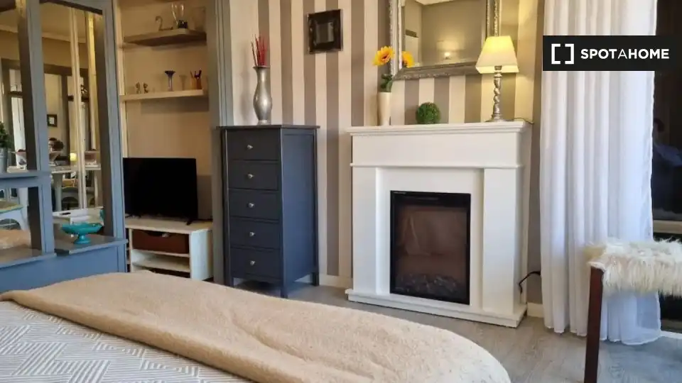 Habitación 35 m², Oviedo
