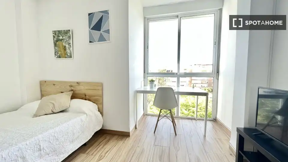 Habitación 81 m², Sevilla
