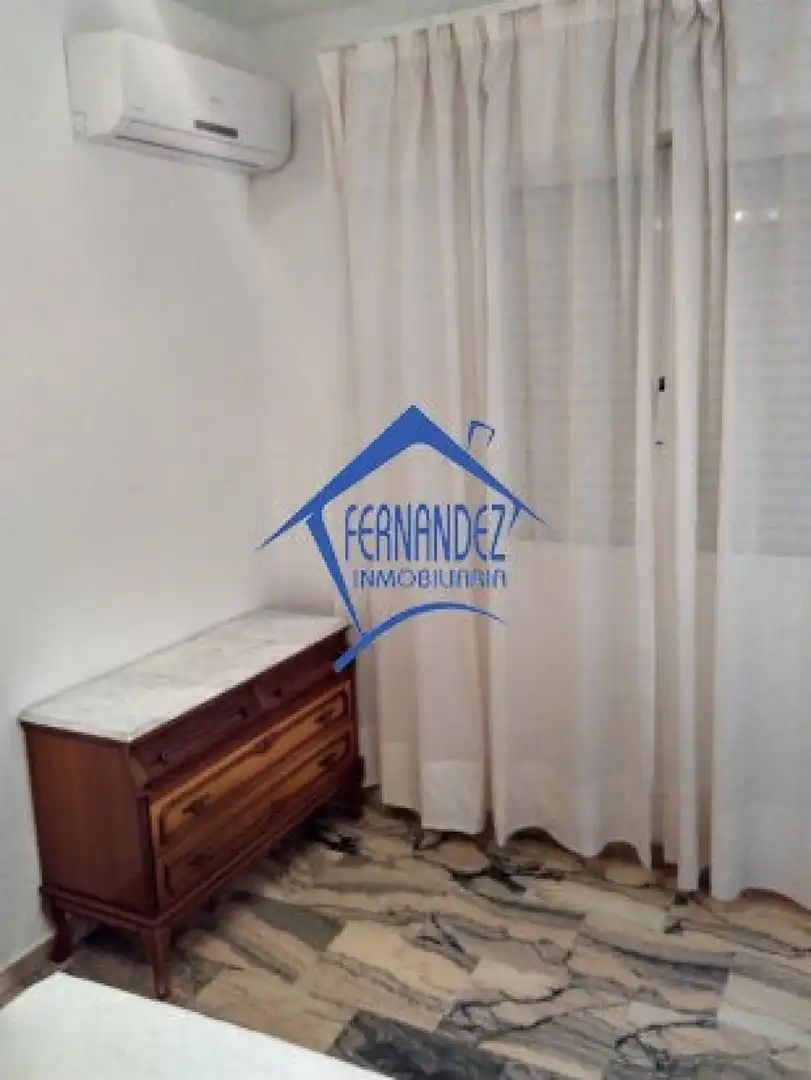 Piso de 80 m² en Cáceres