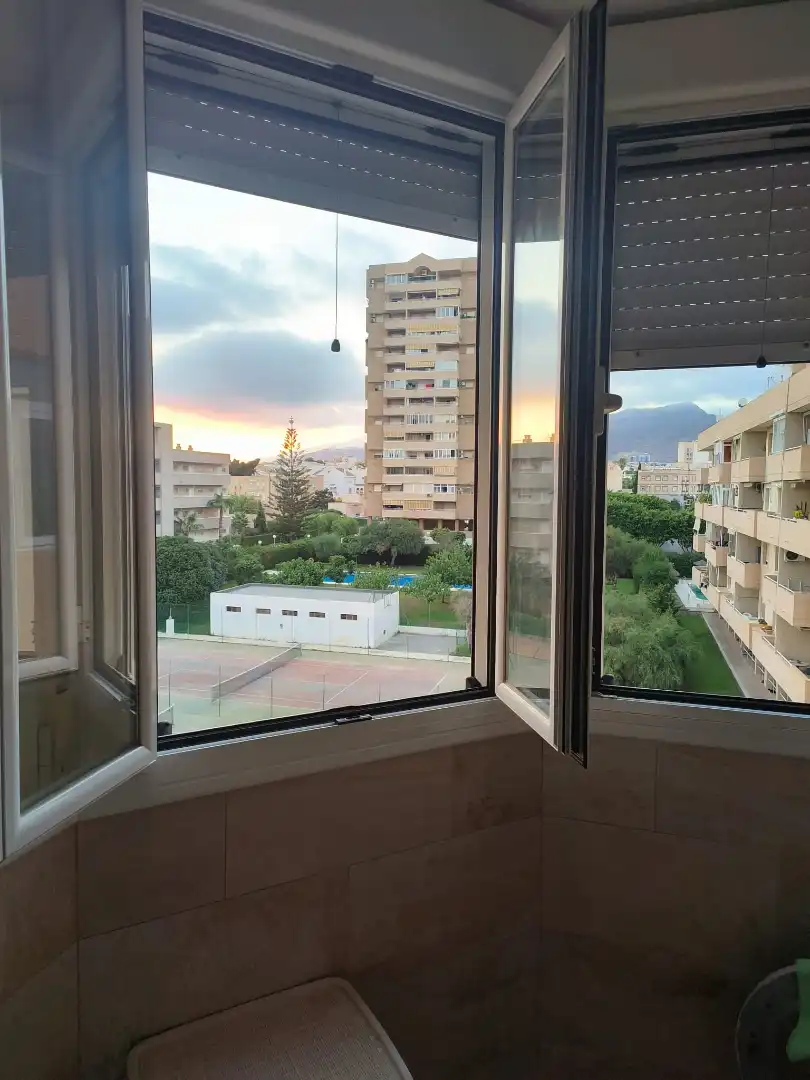 Wohnung 100 m² in Roquetas de Mar