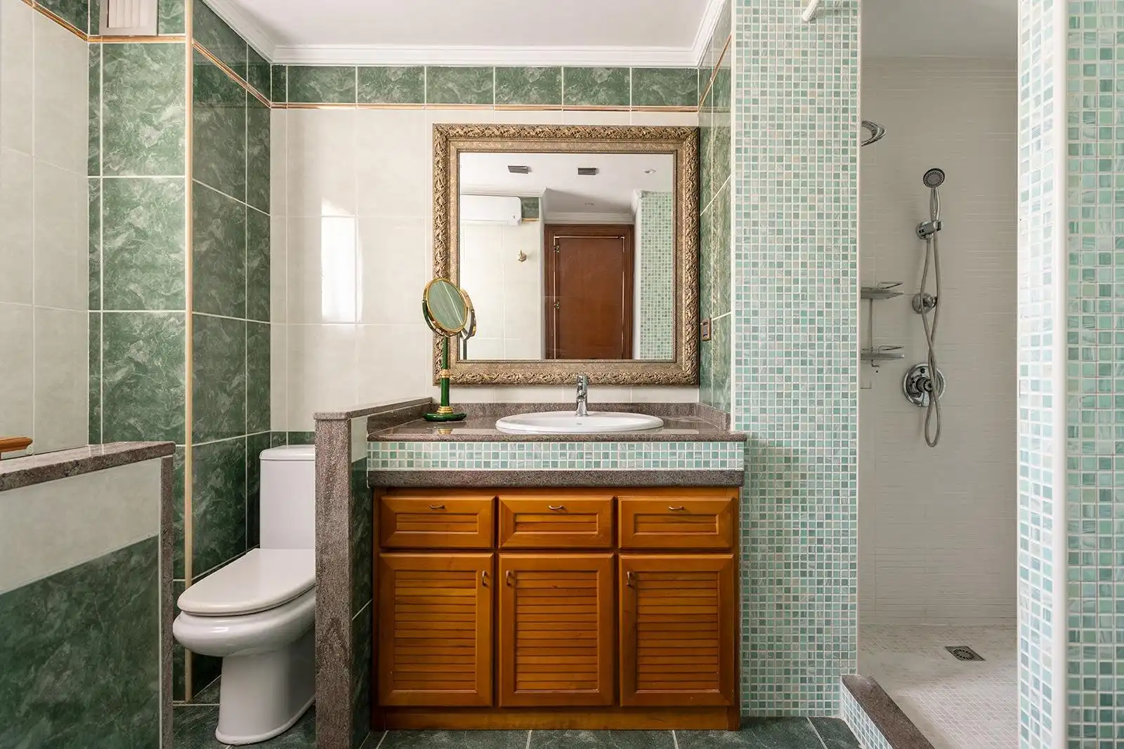 Casa 384 m² a l'Hospitalet de Llobregat