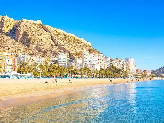 Piso de 128 m² en Alicante