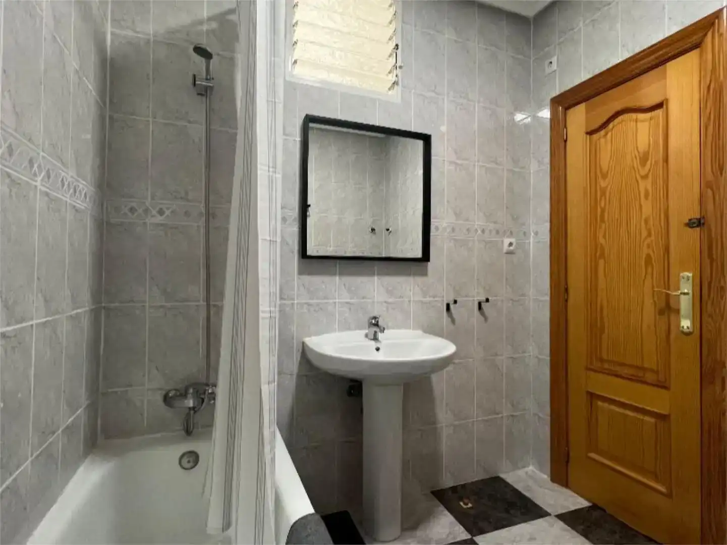 Habitación 75 m², Murcia