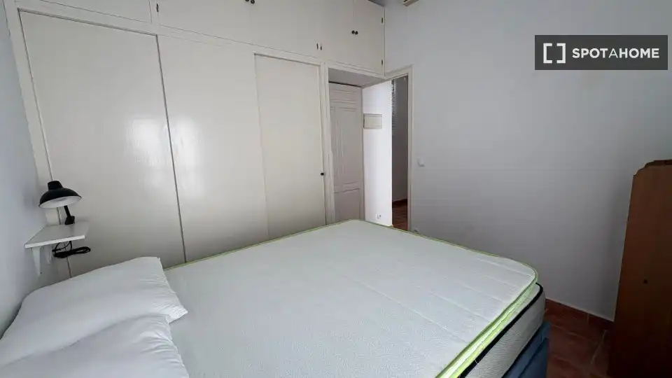 Habitación 75 m², Sevilla