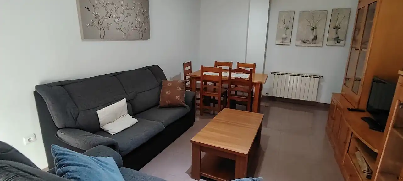 Pis de 100 m² a Linares