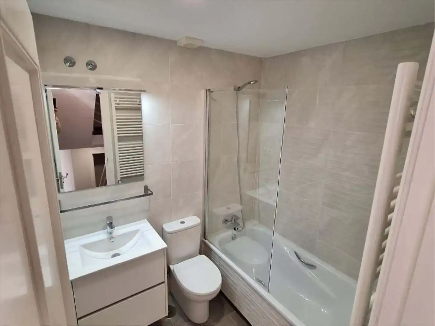 Casa de 237 m² en La Lastrilla