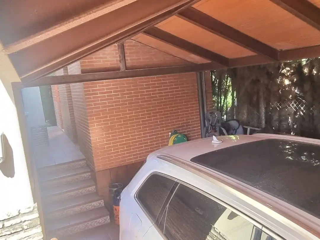 Casa de 248 m² en Palomares del Río