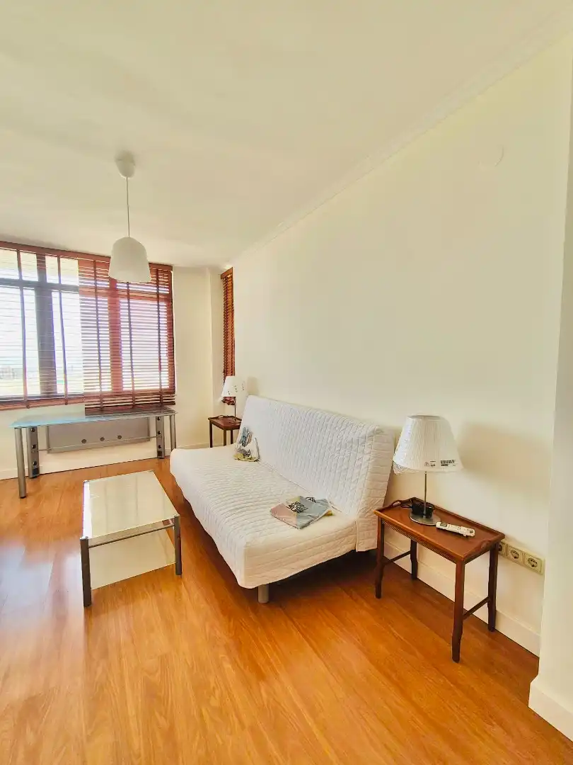 Flat 60 m² in Granada