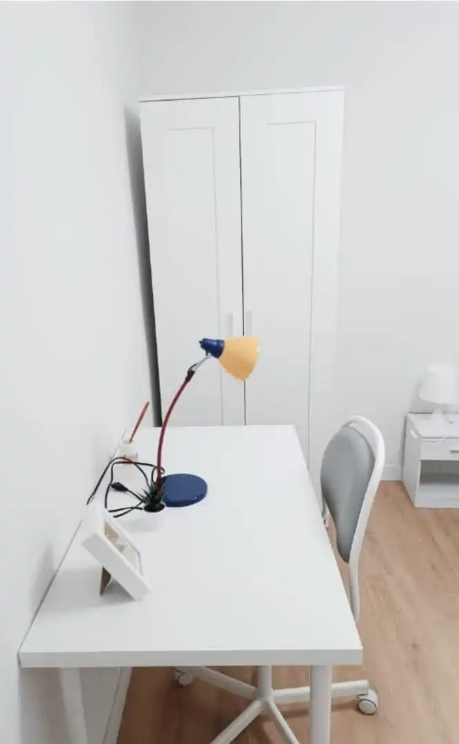 Habitación 100 m², Almería